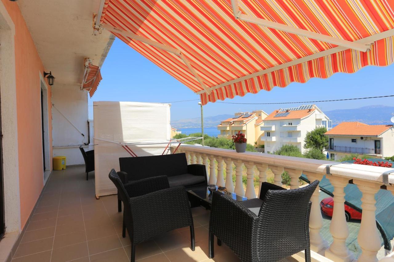 Apartments By The Sea Slatine, Ciovo - 16131 Dış mekan fotoğraf